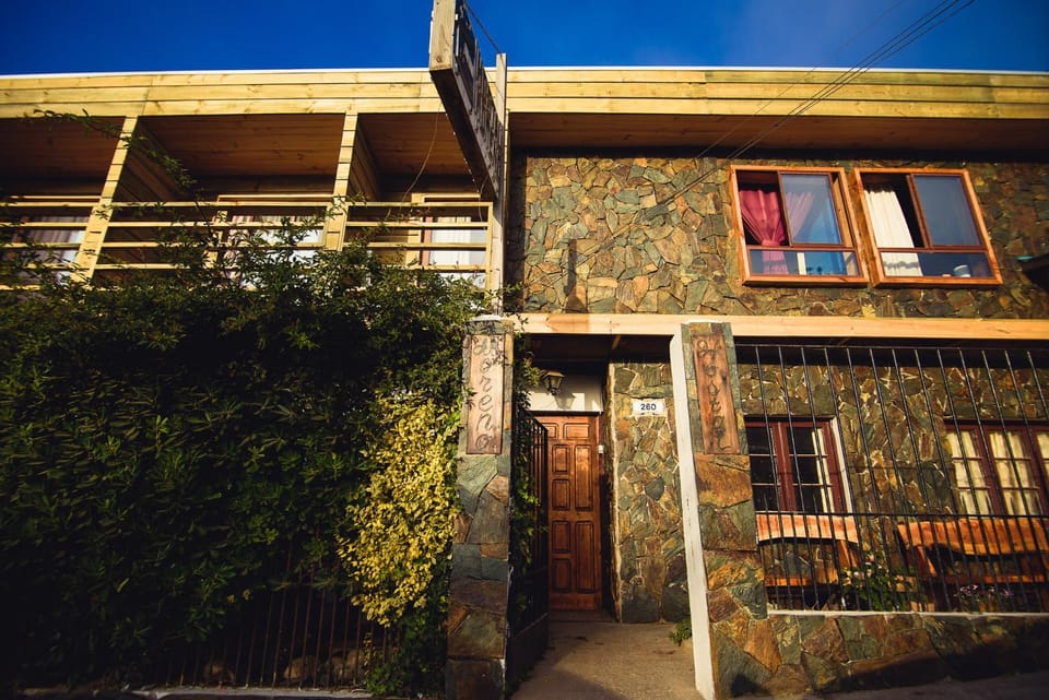 Facade/entrance, Balcony/Terrace, Lobby or reception
