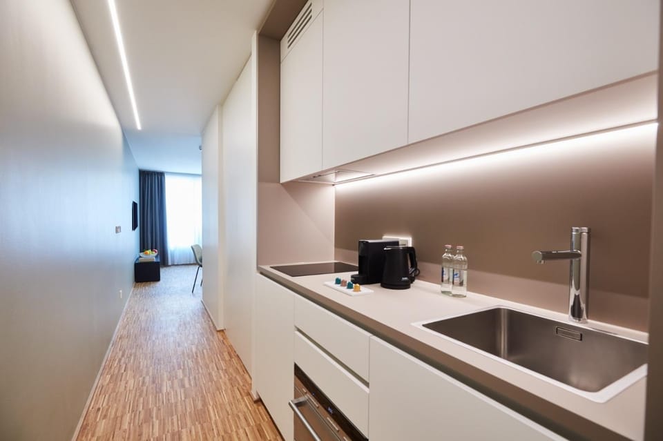 Kitchen or kitchenette, kitchen