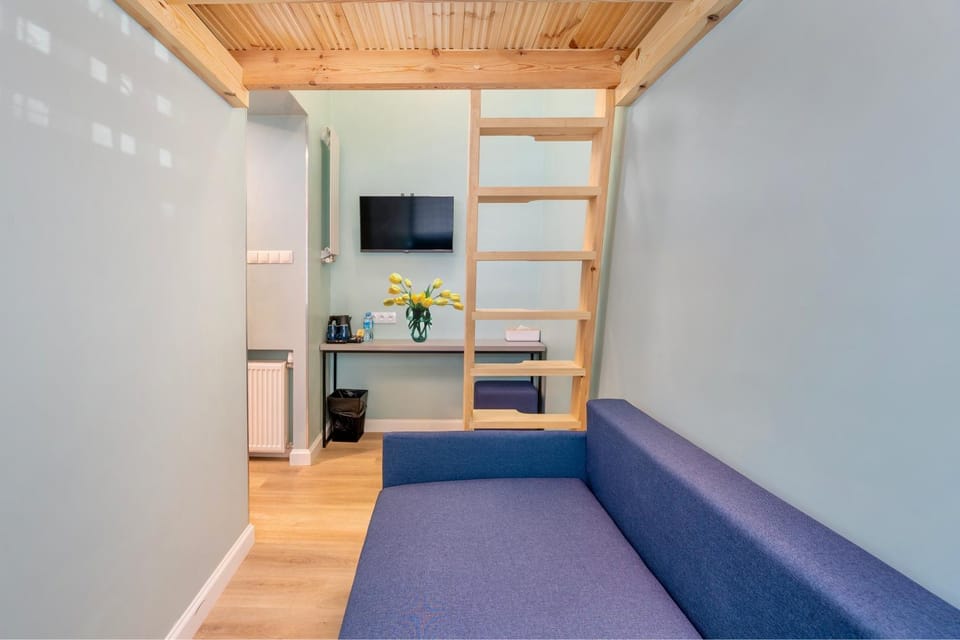 JESS INN Hostel Rondo Charles de Gaulle Hostel in Warsaw