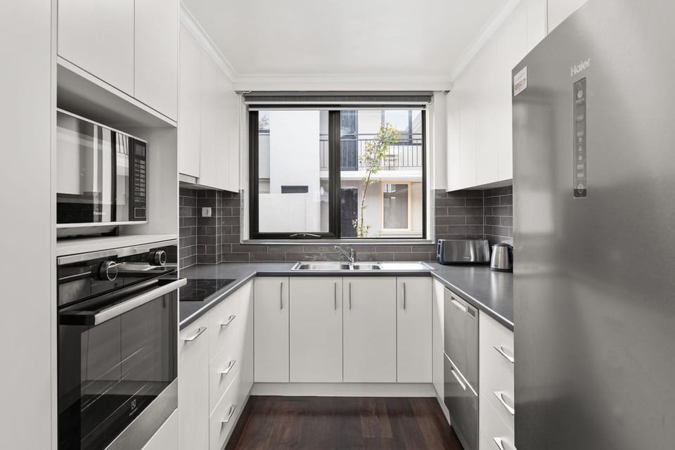 Boutique Stays - Lilly Pilly Apartment in Melbourne