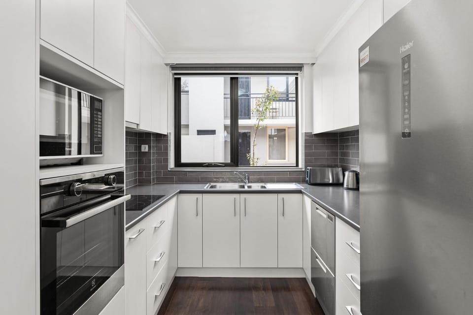 Boutique Stays - Lilly Pilly Apartment in Melbourne