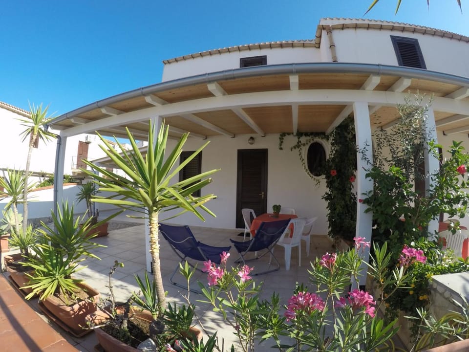 RESIDENCE 3 STARs SAN VITO LO CAPO House in San Vito Lo Capo