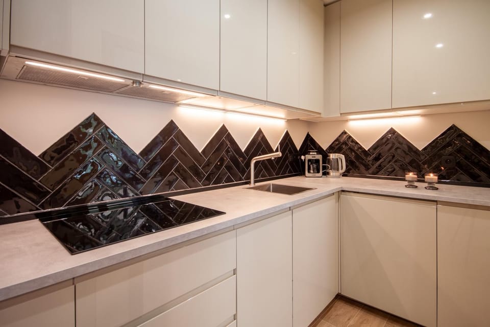 Kitchen or kitchenette, dishwasher, pet friendly, stove