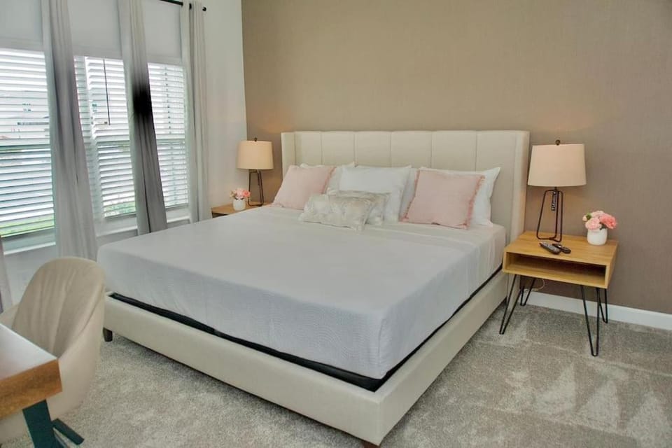 Cozy & Magical place sleeps 12/10 min from Disney House in Kissimmee