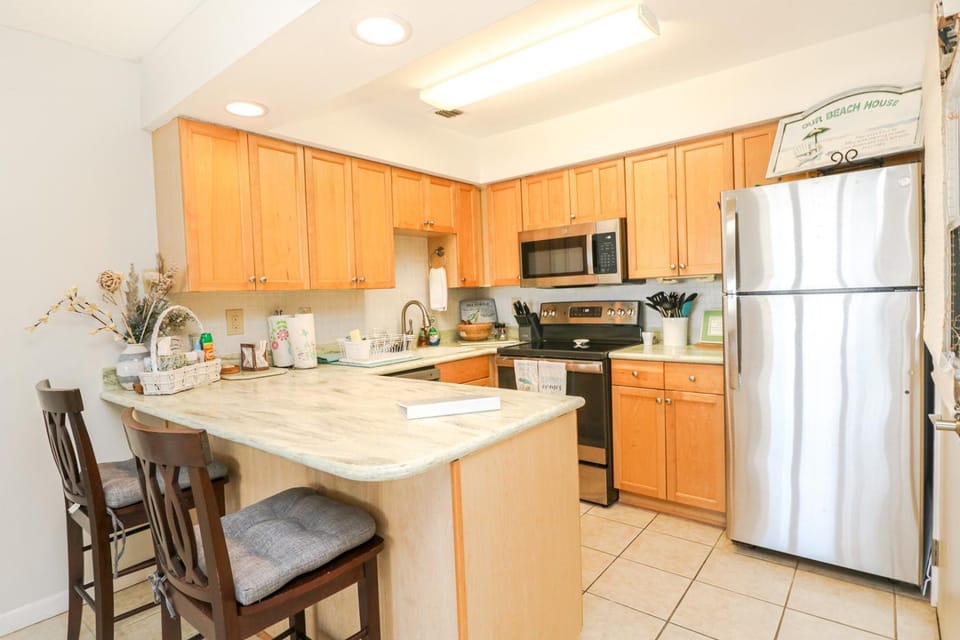 Tradewinds 63 House in Crescent Beach