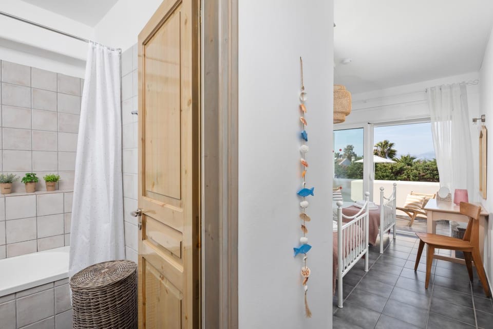 Bathroom, Bedroom