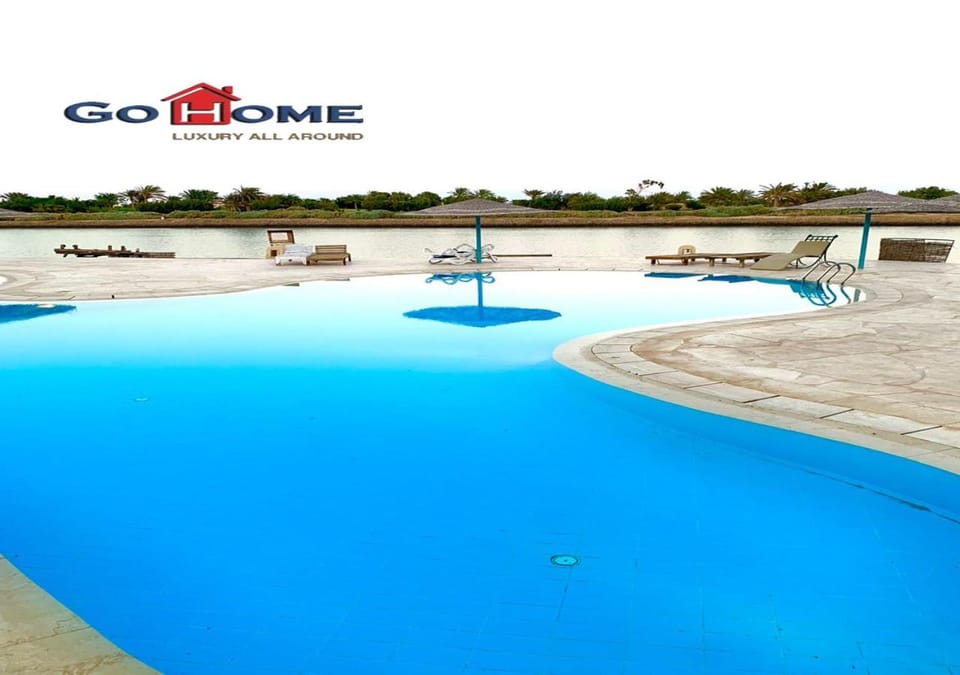 Pool view, Swimming pool
