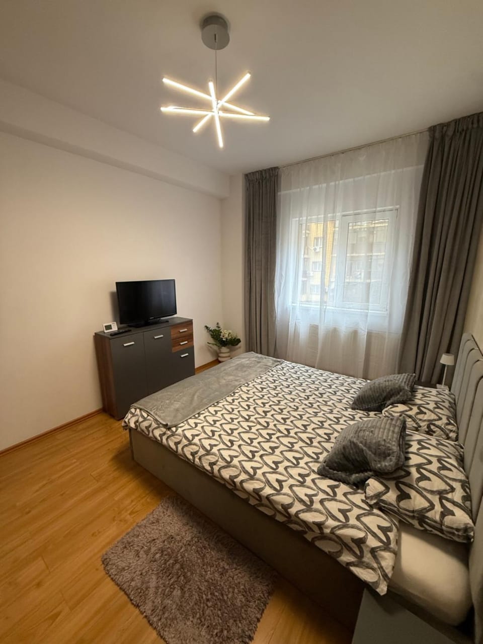 Comfort Stay Apartment - Free Parking & Wi-Fi Apartment in Bucharest