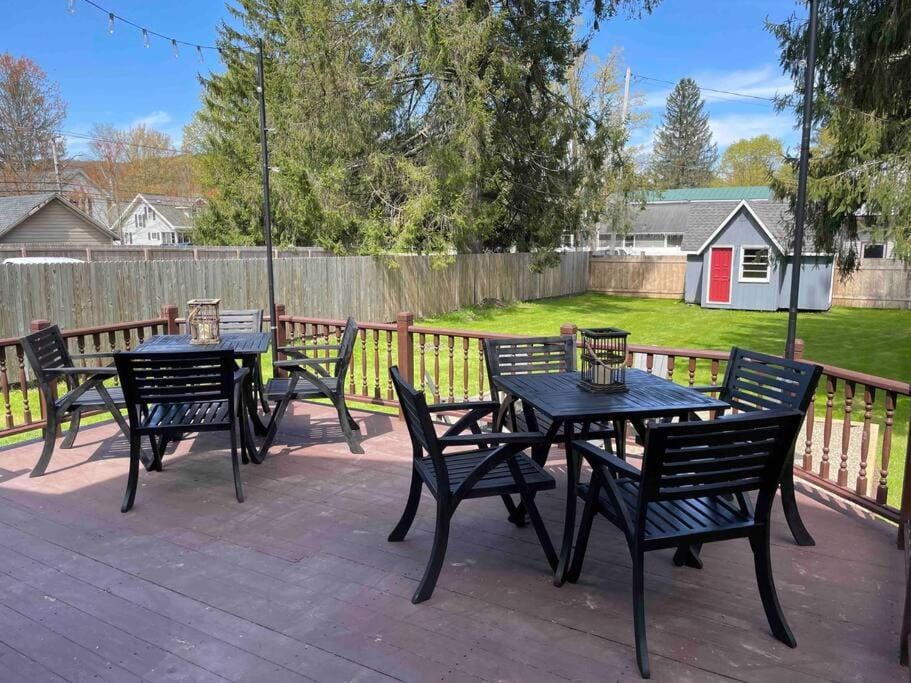 Chair Lift Lodge- Best Location in EVL Village! House in Ellicottville