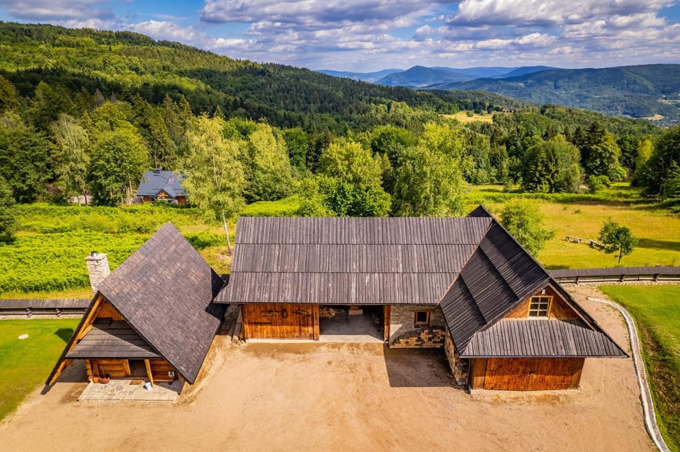 Loft Na Stodole z jaskinią SPA - Osada Jaworzyny House in Lesser Poland Voivodeship