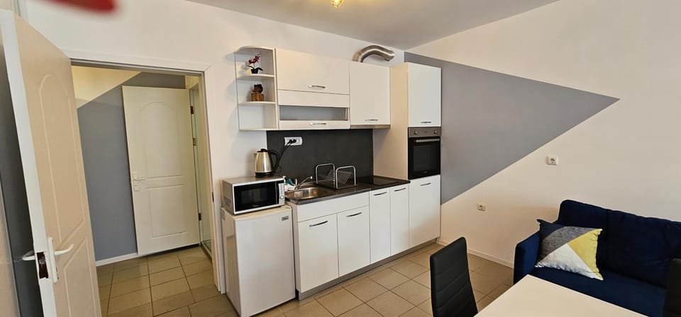 Coffee/tea facilities, Kitchen or kitchenette, pet friendly