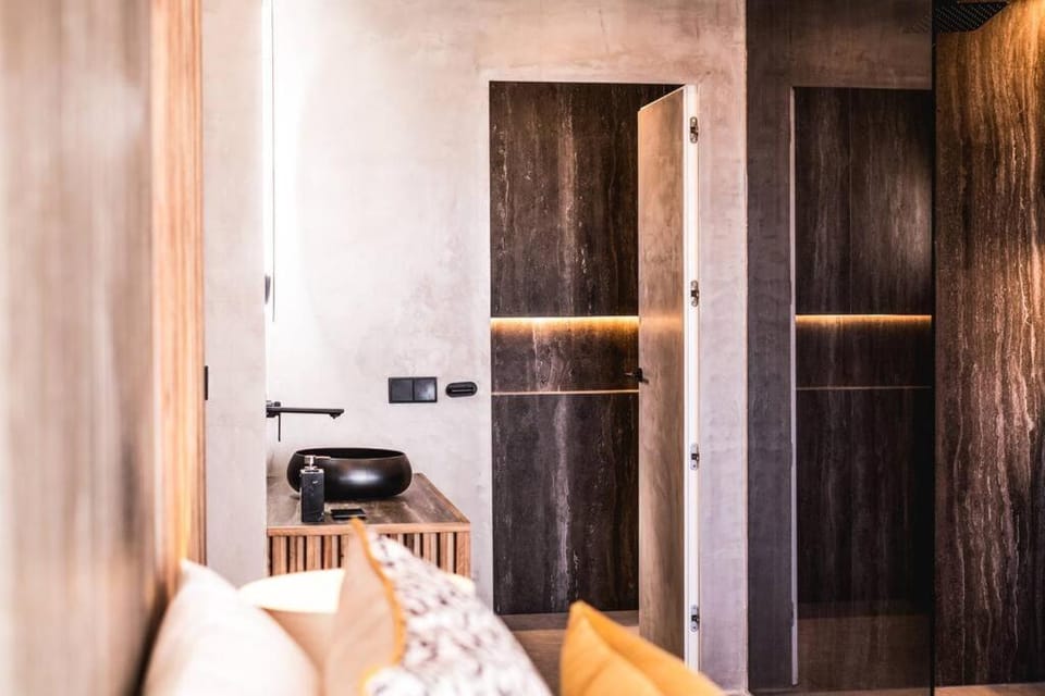 Portside Suite Banus Apartment in Marbella