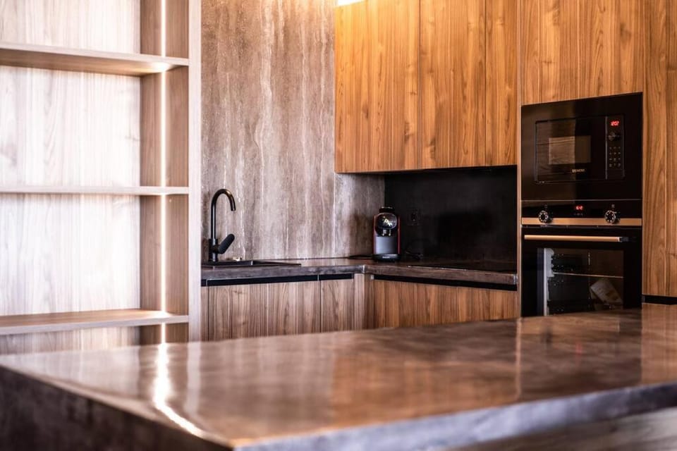 Portside Suite Banus Apartment in Marbella