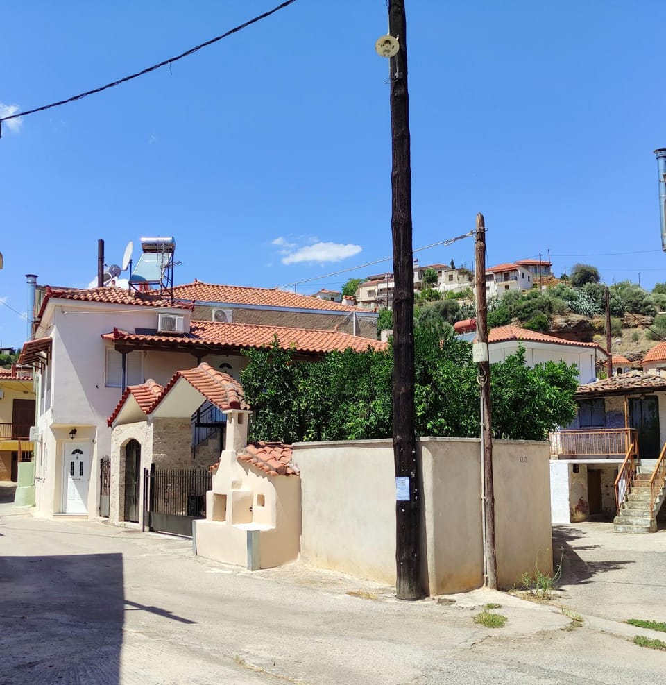 Yiannis Appartments Apartment in Argolis, Greece