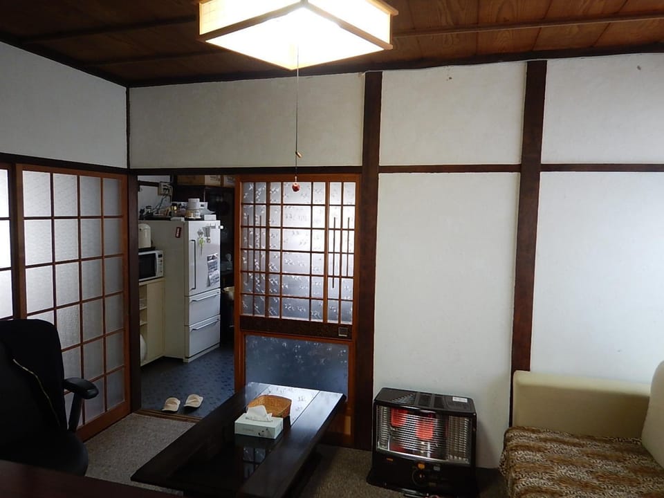 Guesthouse Akaneko - Vacation STAY 35161v Bed and Breakfast in Japan