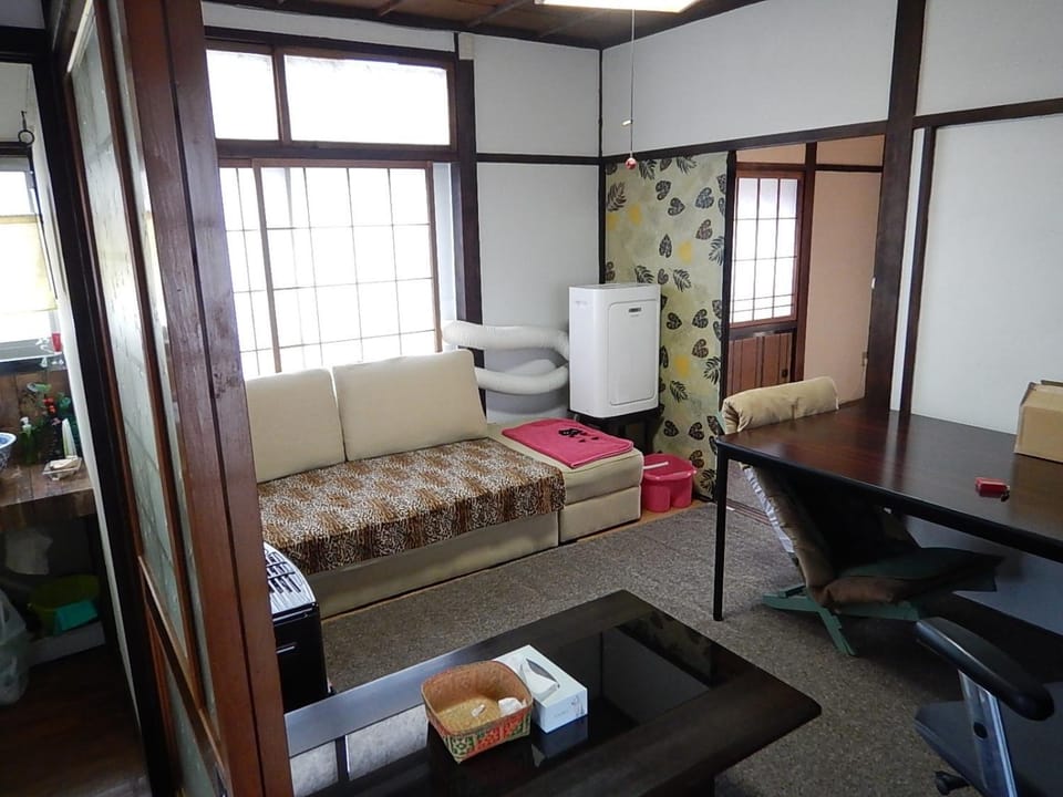 Guesthouse Akaneko - Vacation STAY 35161v Bed and Breakfast in Japan
