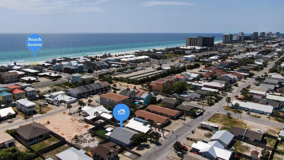 Property building, Neighbourhood, Bird's eye view, Beach, Location
