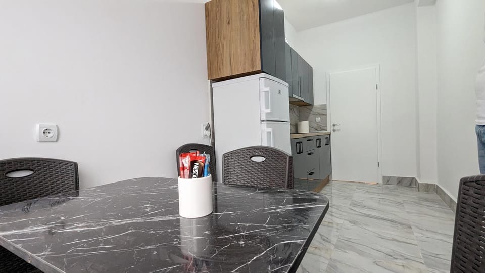 Kitchen or kitchenette, oven, stove