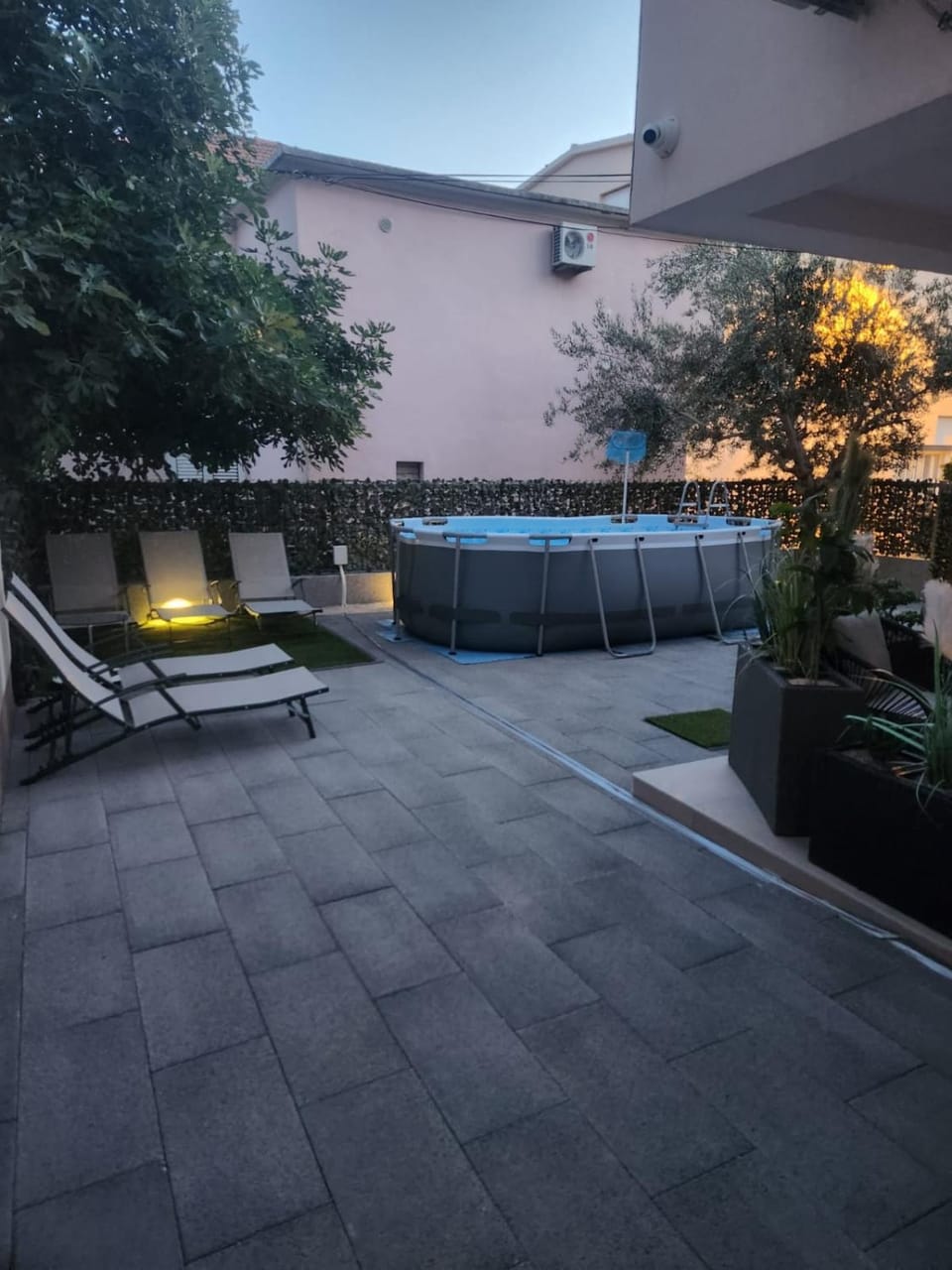 Swimming pool