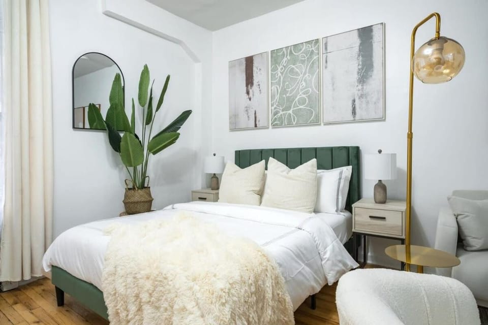 74-1A New Studio in Prime UWS - GYM In Building Apartment in Upper West Side