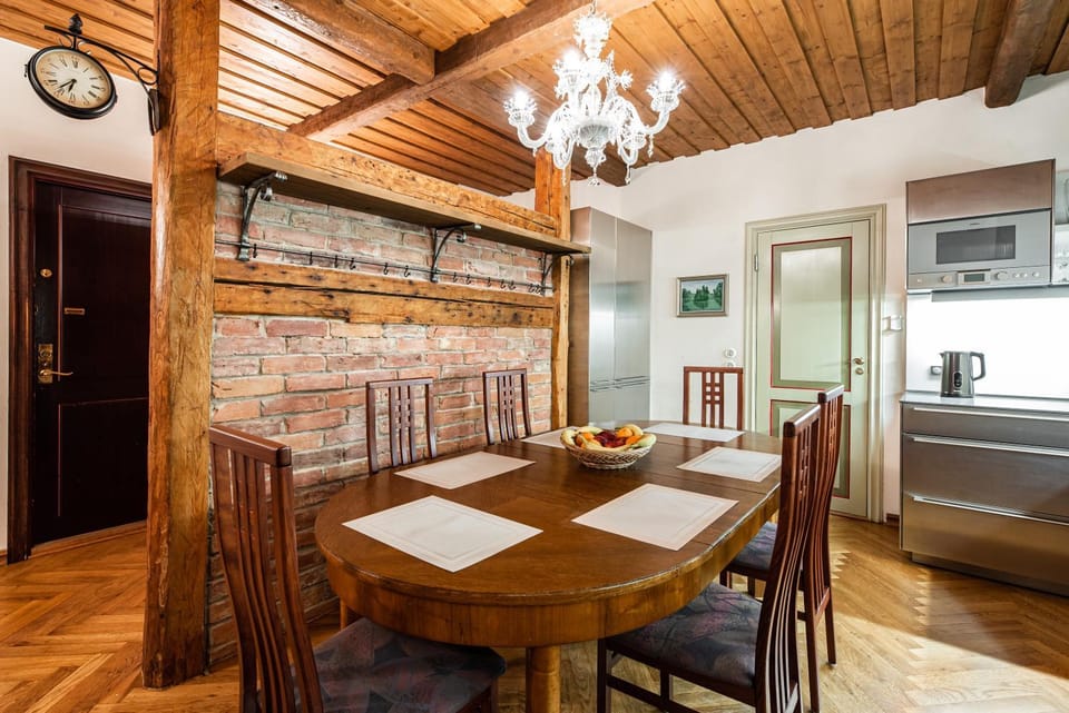 Coffee/tea facilities, Kitchen or kitchenette, Dining area, dishwasher, minibar, pet friendly, stove, toaster