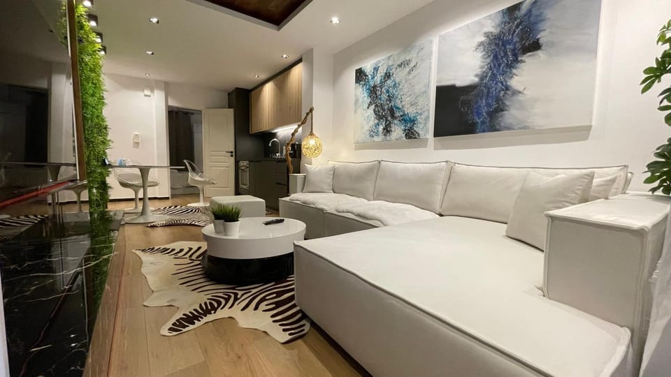 Alfa Luxury Home 2 Apartment in Athens
