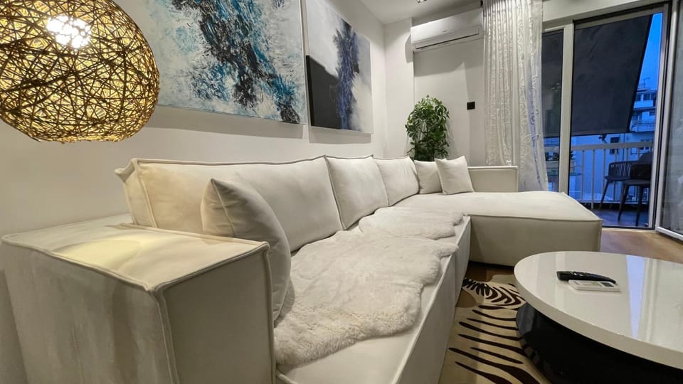 Alfa Luxury Home 2 Apartment in Athens