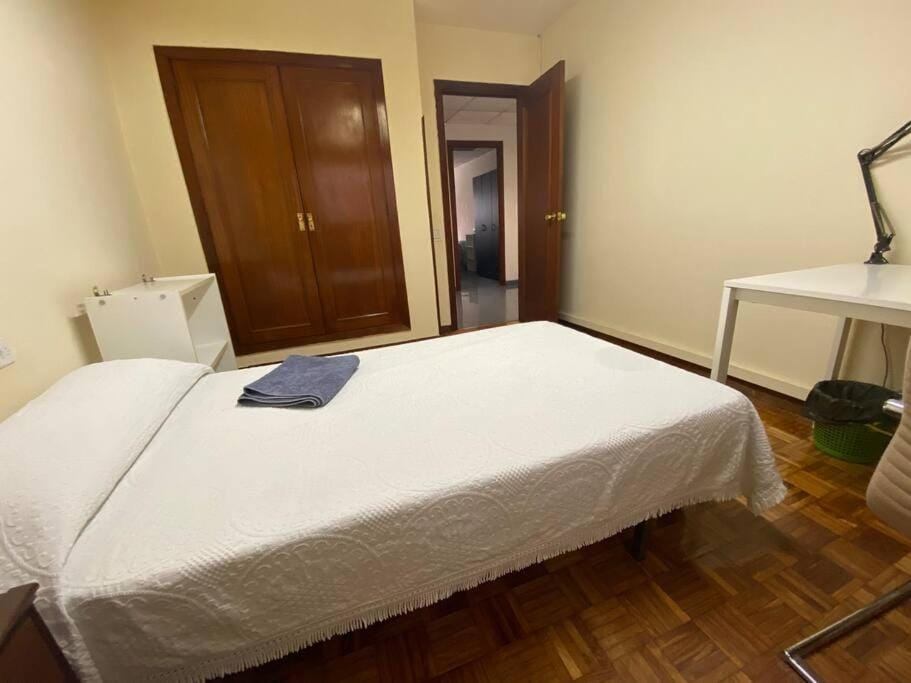 Cómodo apartamento en el centro de Oviedo Apartment in Oviedo