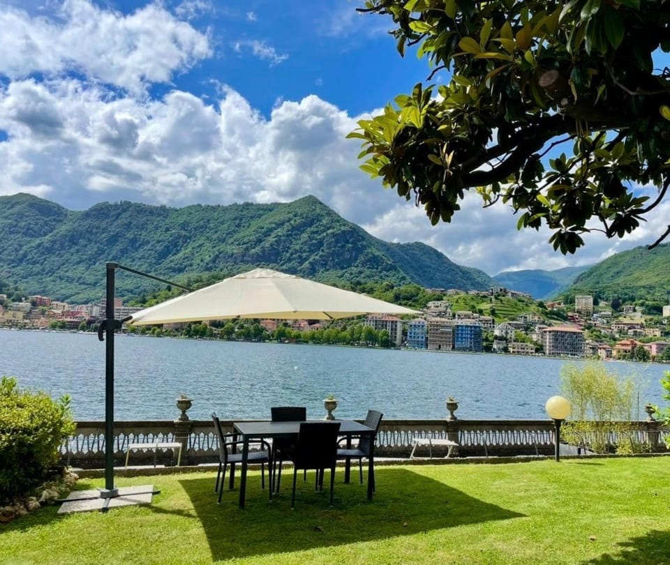 Nearby landmark, Spring, Day, Natural landscape, Dining area, Lake view, Mountain view, River view