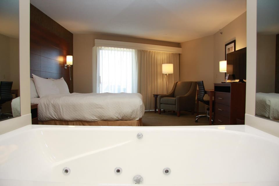 Budget Host Inn & Suites Motel in Saint Ignace