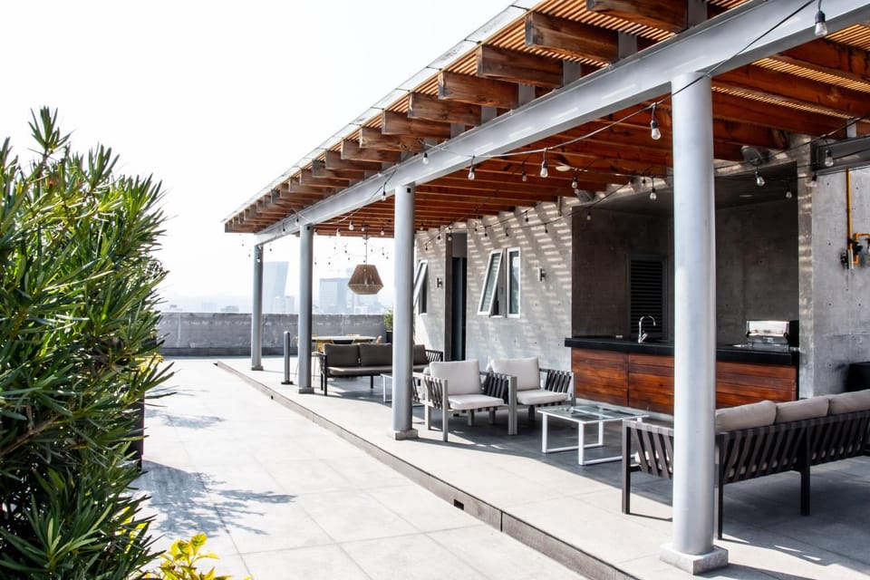 Patio, Balcony/Terrace, Seating area