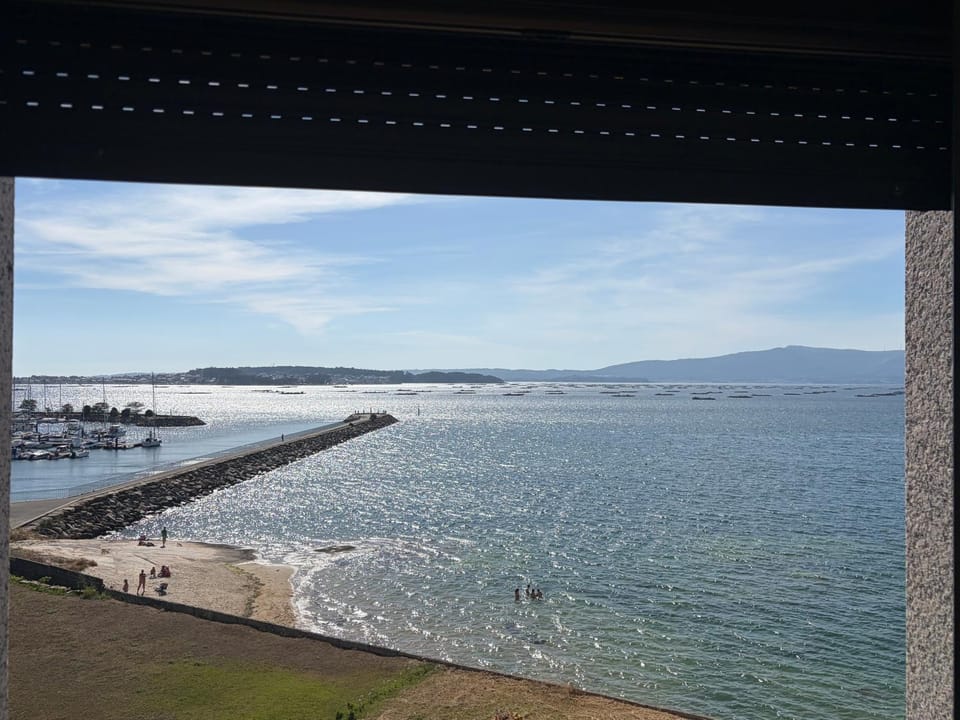 Vista puerto deportivo Apartment in O Salnés