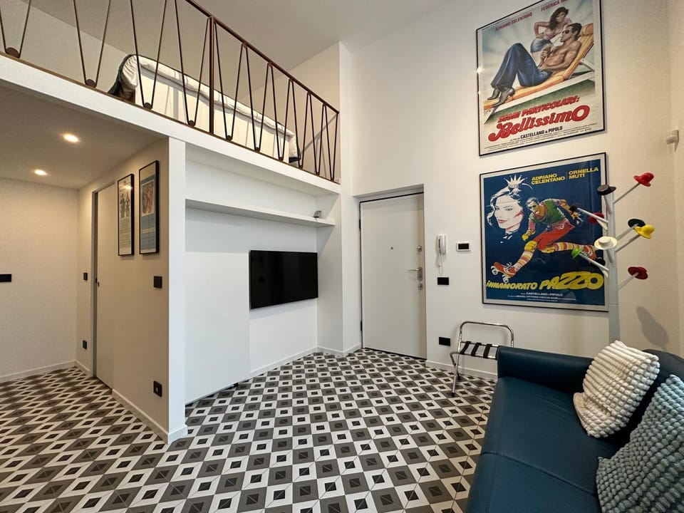 TV and multimedia, Living room, Seating area