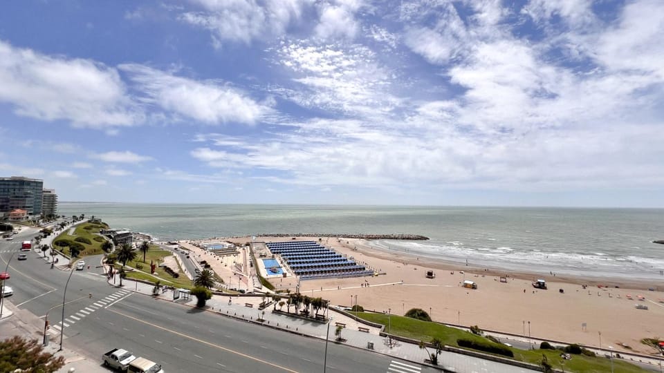 Beach, Sea view, Location, Parking