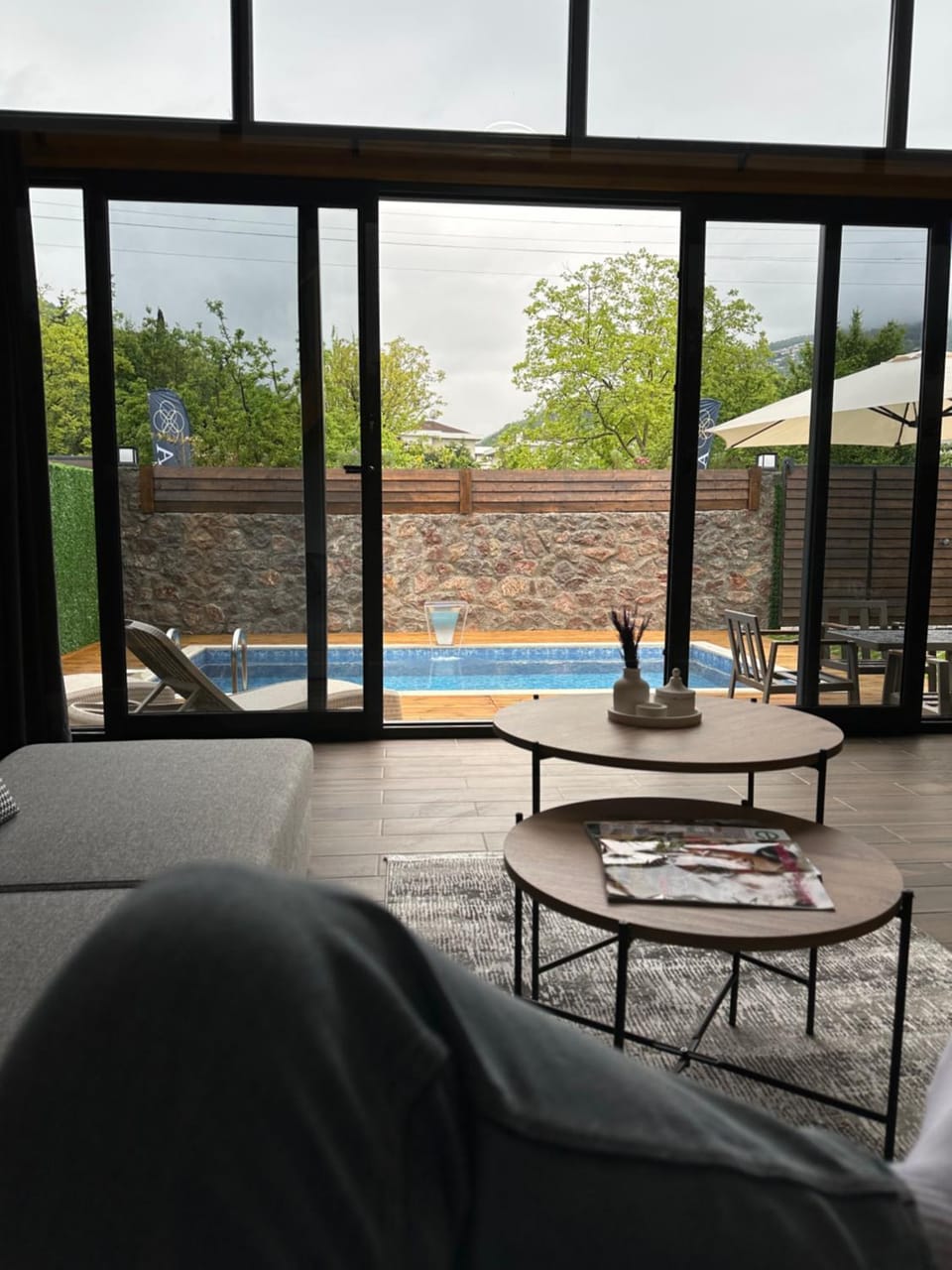 Patio, Day, Natural landscape, View (from property/room), Balcony/Terrace, Living room, Seating area, Pool view, Swimming pool, sunbed