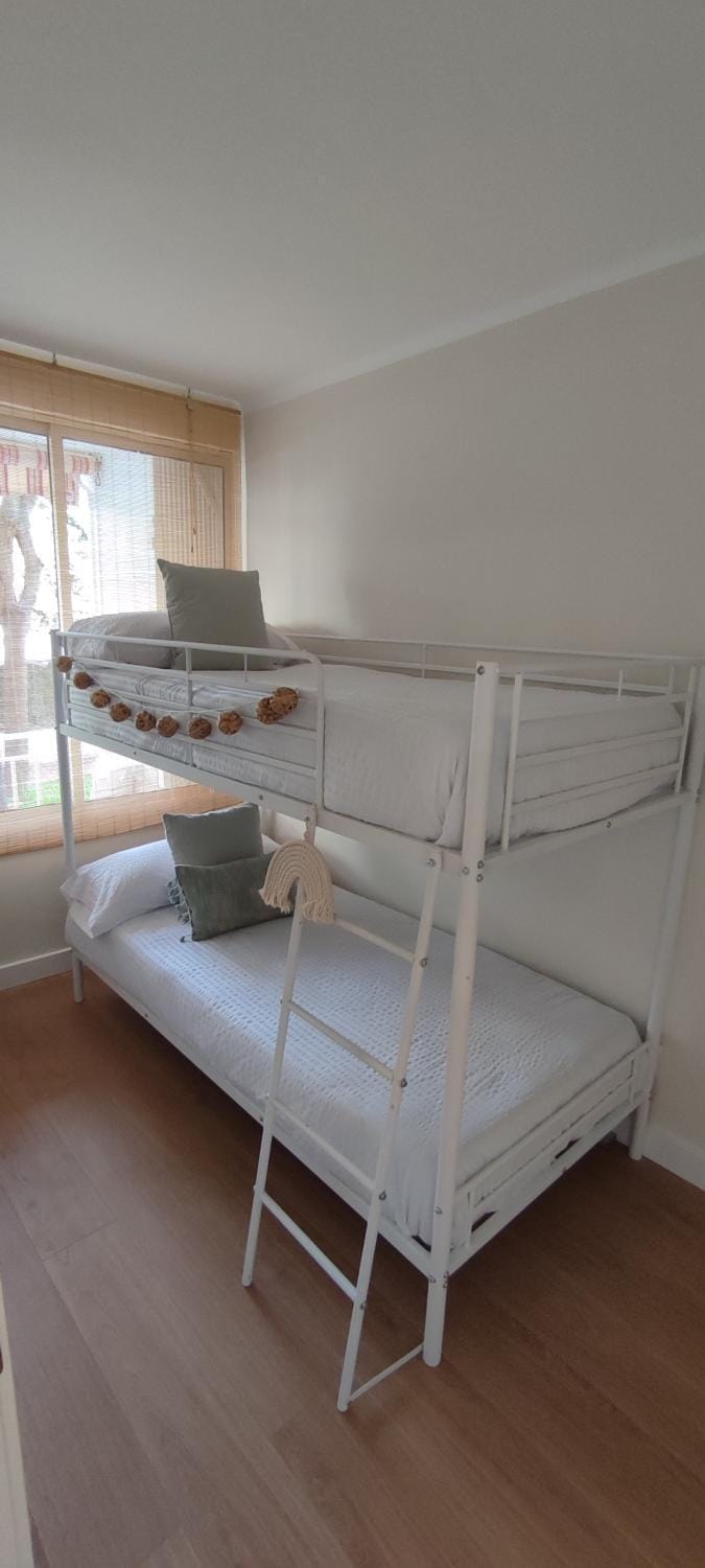 Marina's Calm Apartment in Salou