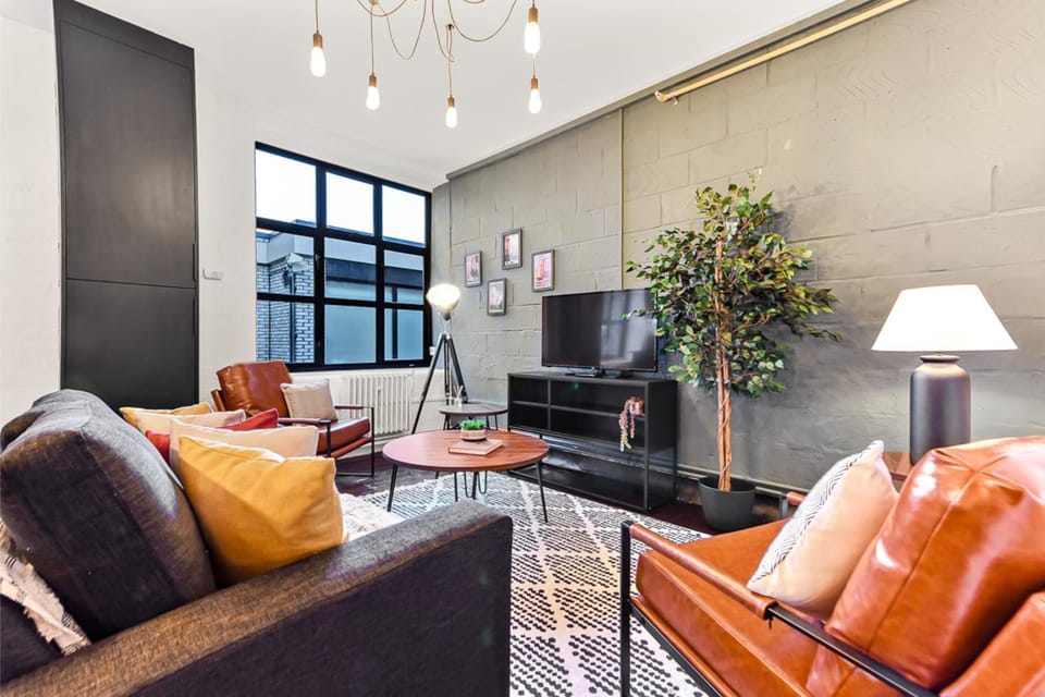 TV and multimedia, Living room, Seating area