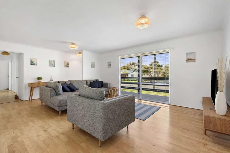 Lounge or bar