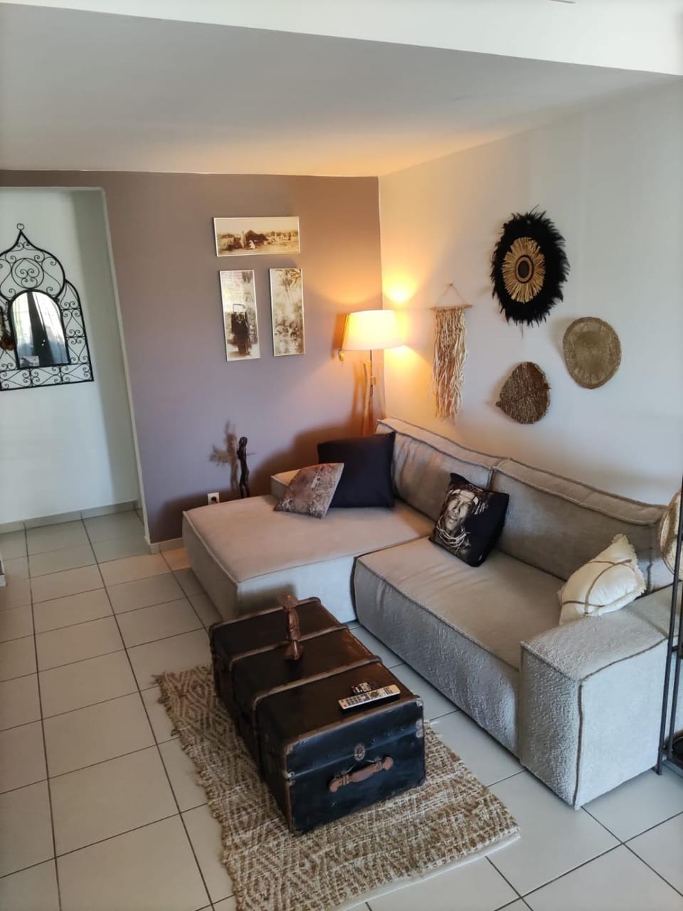 Living room, Seating area