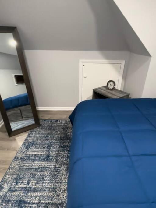 Cozy Studio with 1 Bed & Comfy Sofa Bed Apartment in New Rochelle