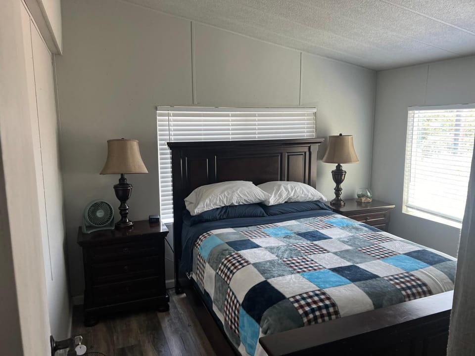 Bed, Bedroom
