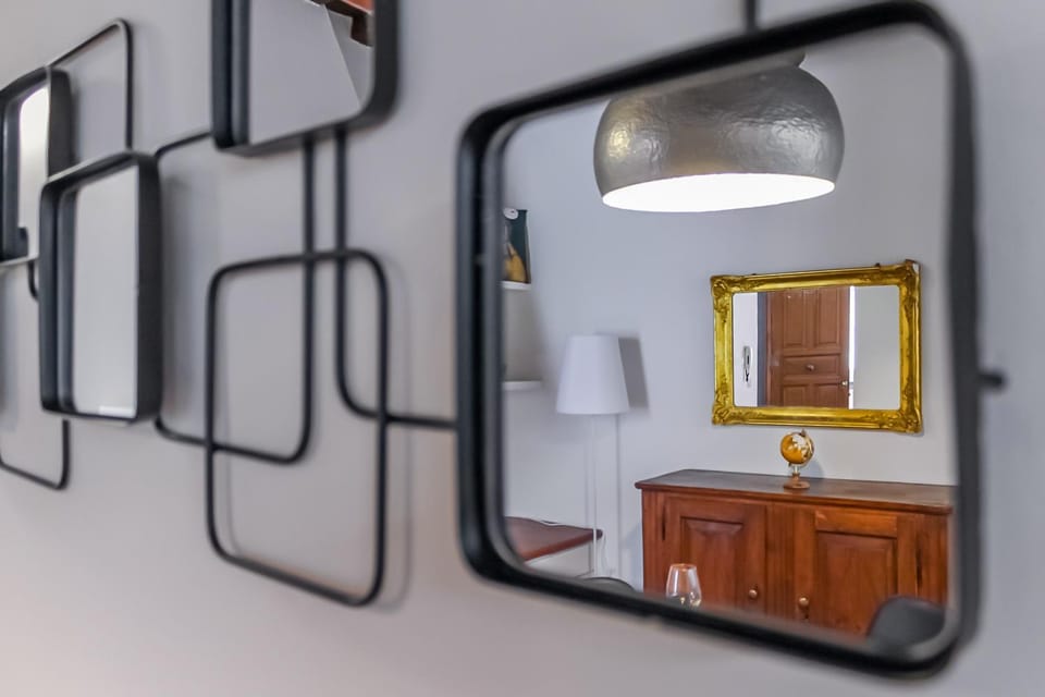 Living room, Decorative detail