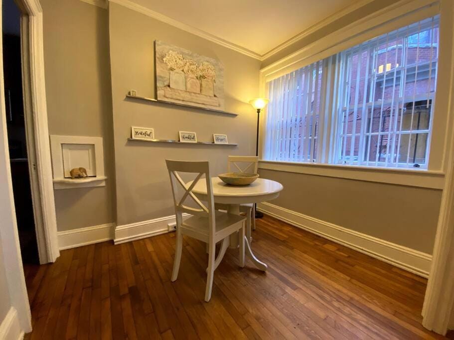 Forsyth Executive Rental Apartment in Savannah