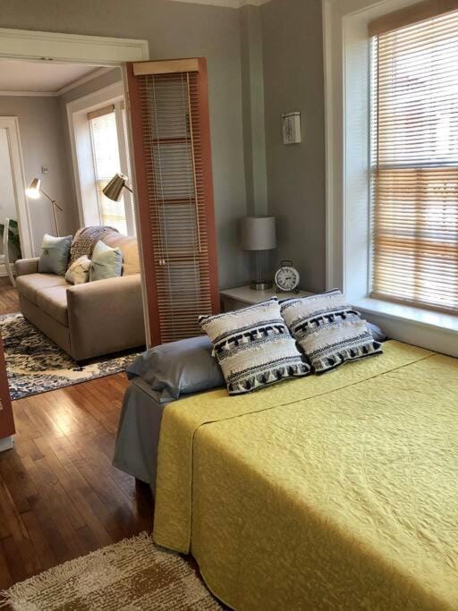Forsyth Executive Rental Apartment in Savannah