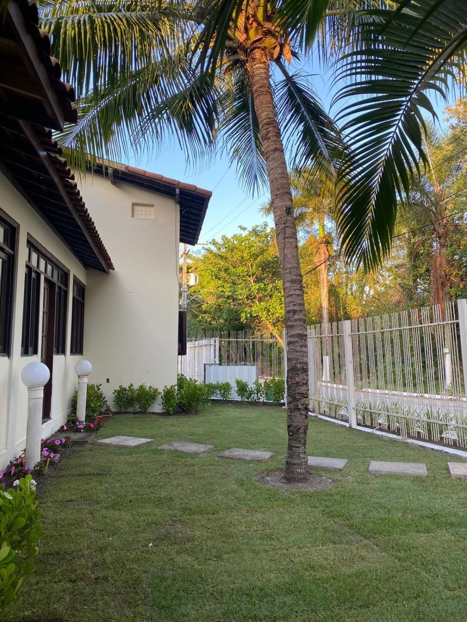 AP01 de 2 suítes para até 8 pessoas em condomínio a 3 minutos a pé da praia de Taperapuan Apartment in State of Bahia
