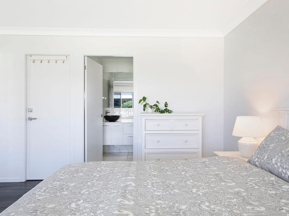 Bathroom, Bedroom