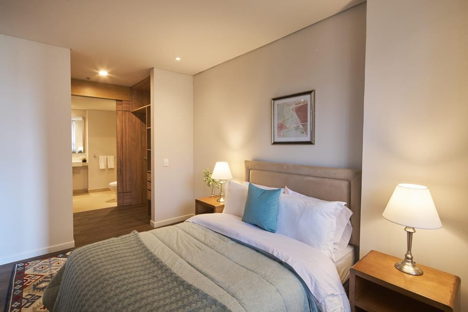 Bed, Bathroom, Photo of the whole room, Bedroom