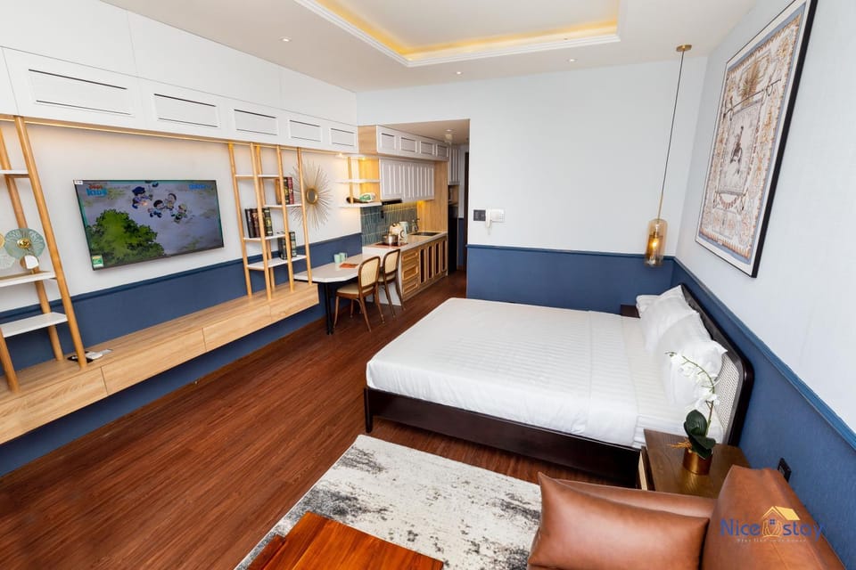 Bed, Photo of the whole room