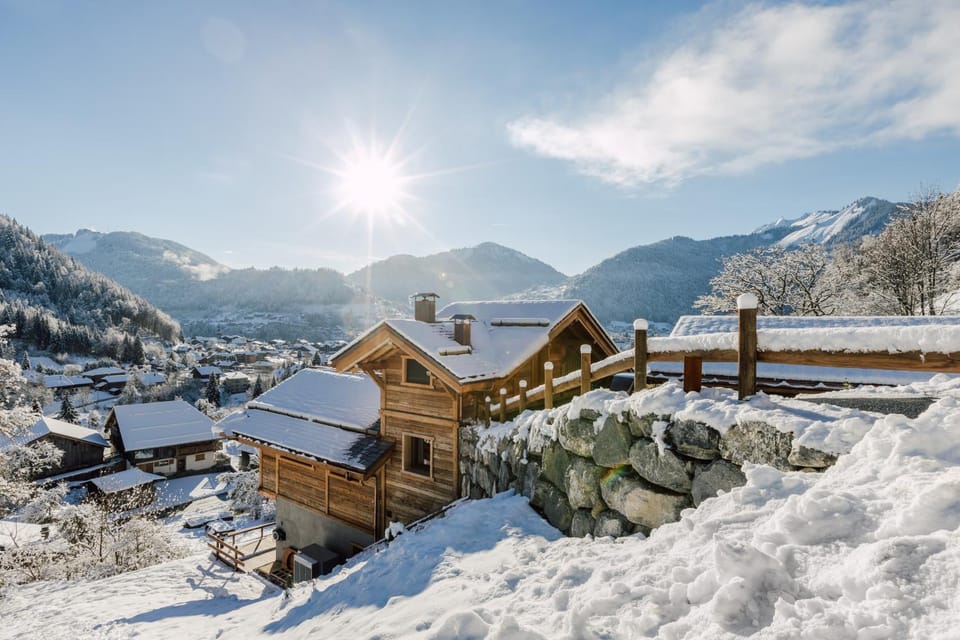 Property building, Natural landscape, Winter, Mountain view