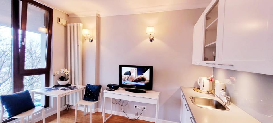 TV and multimedia, minibar